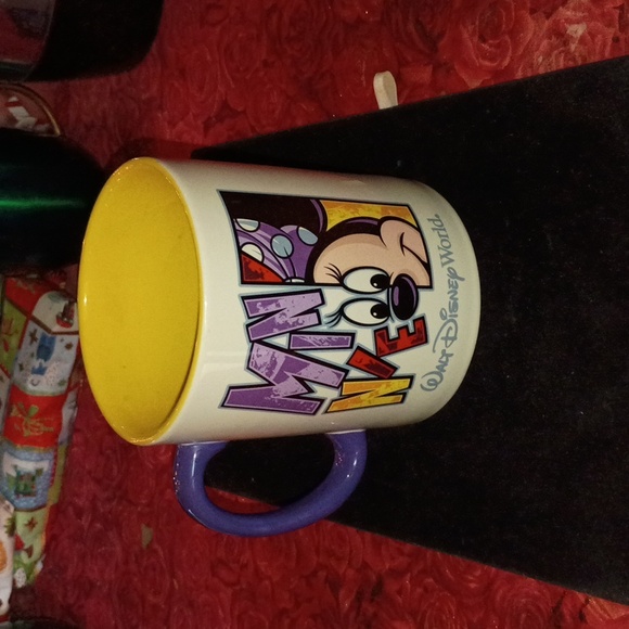 Disney Minnie Mouse Mug - Purple and Yellow Interior - Picture 3 of 5